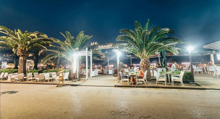 Apartmani Milena Herceg Novi Ngoại thất bức ảnh