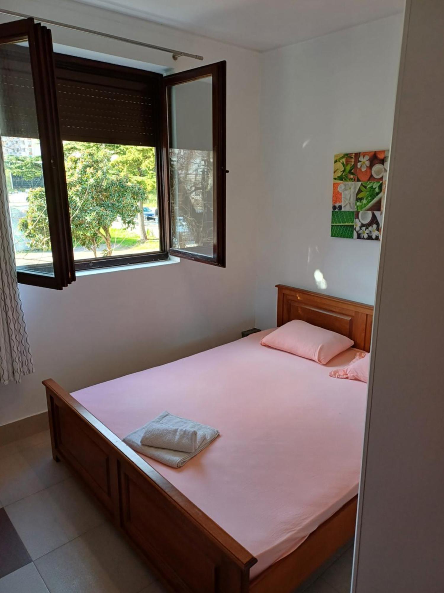 Apartmani Milena Herceg Novi Ngoại thất bức ảnh